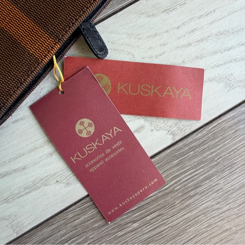 Kuskaya Small Striped Pouch - Picture 3 of 6